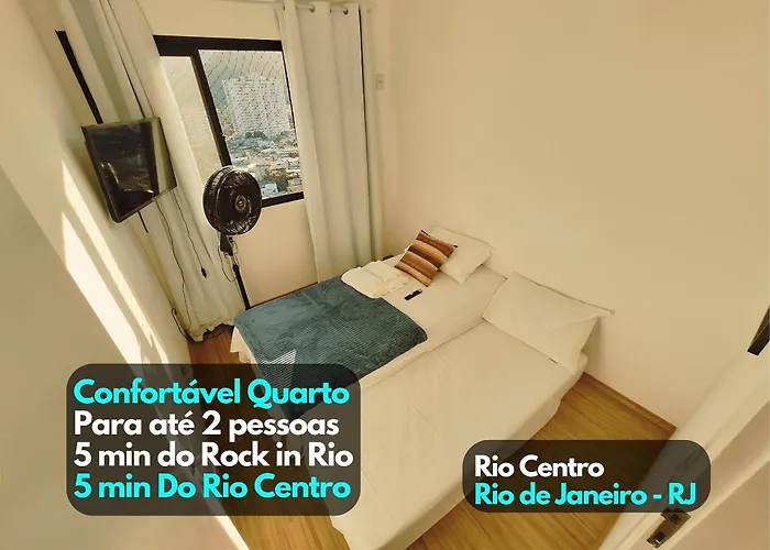 Quarto1 privativo em APTO Rio Centro Barra Olímpica - Com Anfitrião Room with host