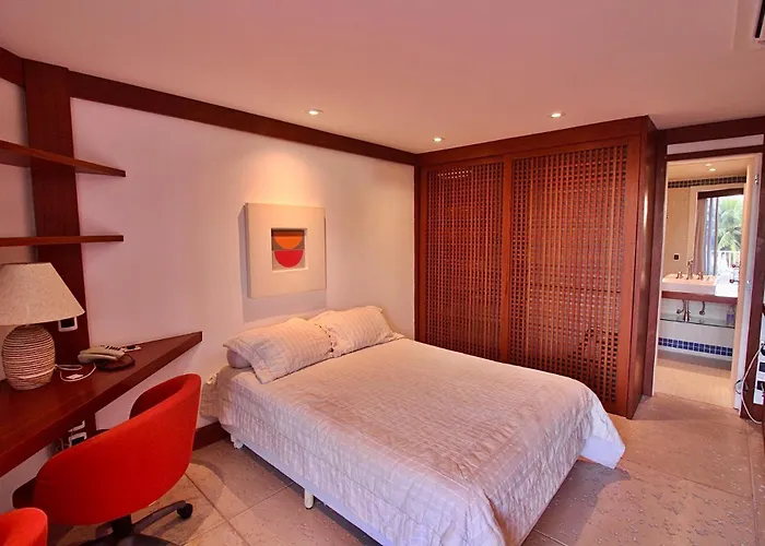 Loft frente praia Barra da Tijuca, ao lado do Windsor