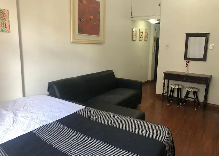 Studio 211