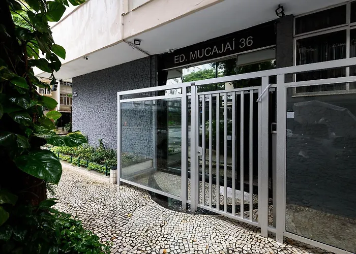 Studio Moderno A 300M Da Praia | Rp 36/201