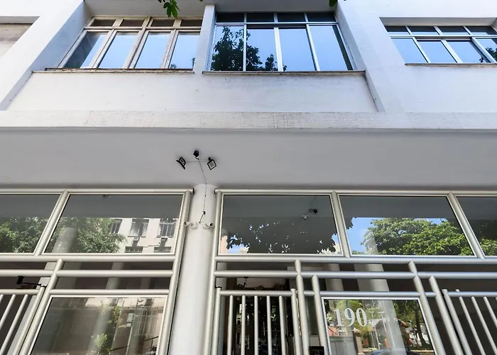 Studio A 280M Da Praia De Copacabana | Rp 190/704