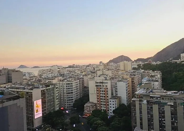 Studio A Pe P O Mar, Com Piscina Em Copacabana