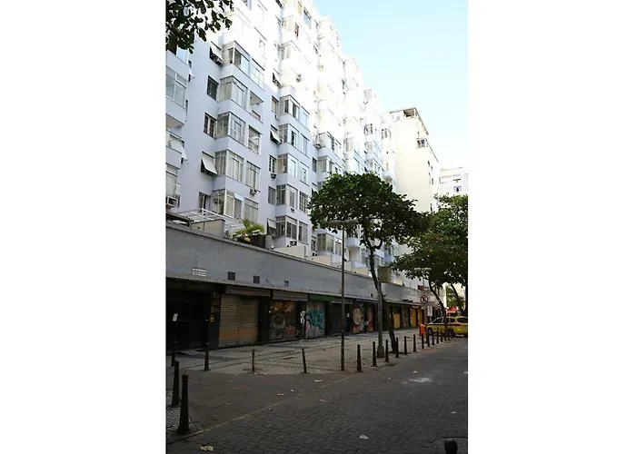 Suh Copacabana 16 Walk A Little To The Beach!