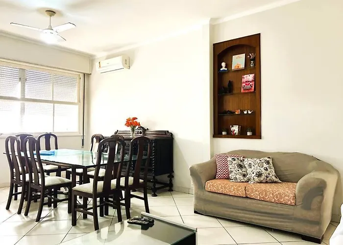 Apartamento Amplo no Posto 6