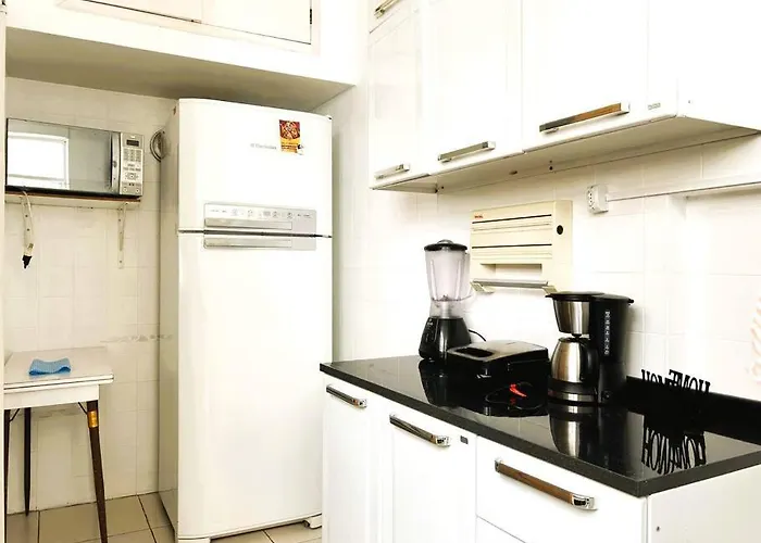 Apartamento Amplo no Posto 6