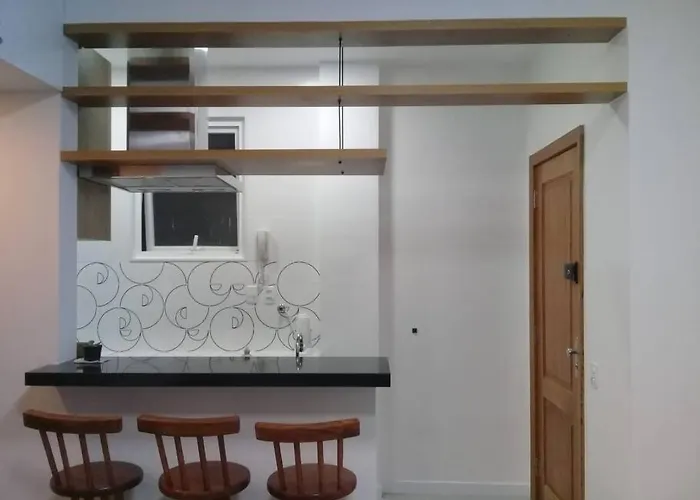 de 1 quarto reformado em Copacabana