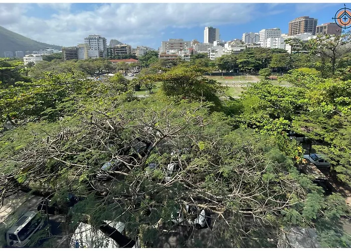 APTO STUDIO LEBLON no limite com Ipanema a 3 quadras da praia