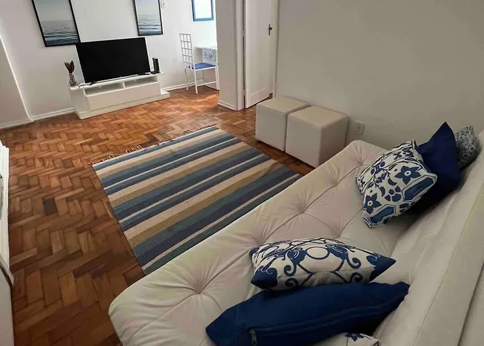Loft em Copacabana a duas quadras da praia