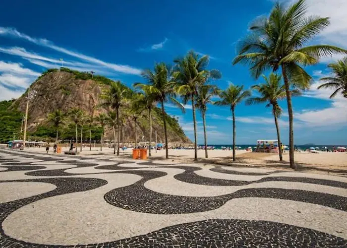 Apto UMA QUADRA DA PRAIA, LEME ZONA SUL RJ