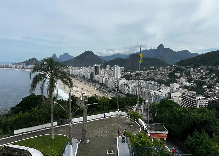 Praia Mais Charmosa Do Rio