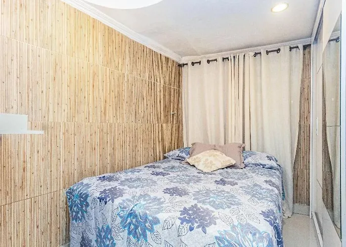 Casa Rosa A Uma Quadra Da Praia