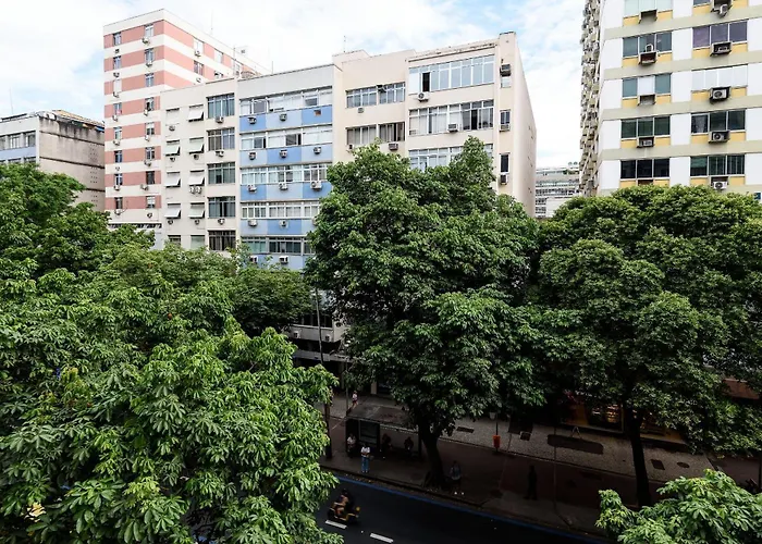 Apartamento A 300M Da Praia De Ipanema | Vp318/404