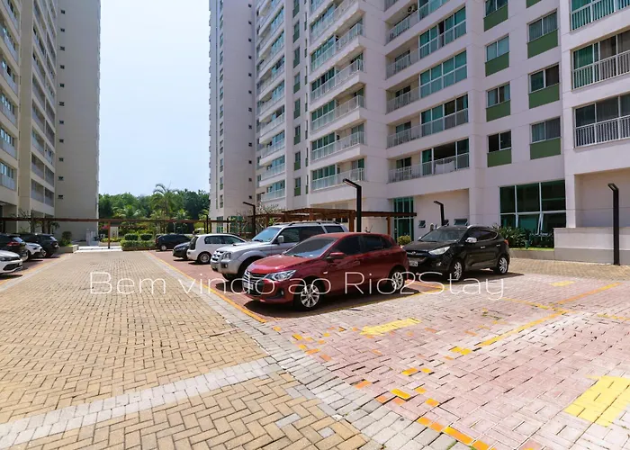 Verano Stay Flat com cozinha, garagem e wi-fi 400 MB Barra Olímpica