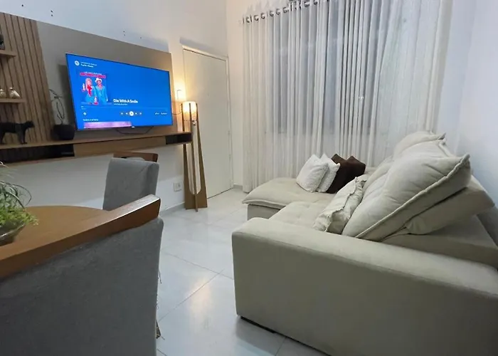 Localizacao Perfeita em Copacabana com Conforto a 100 metros da Praia
