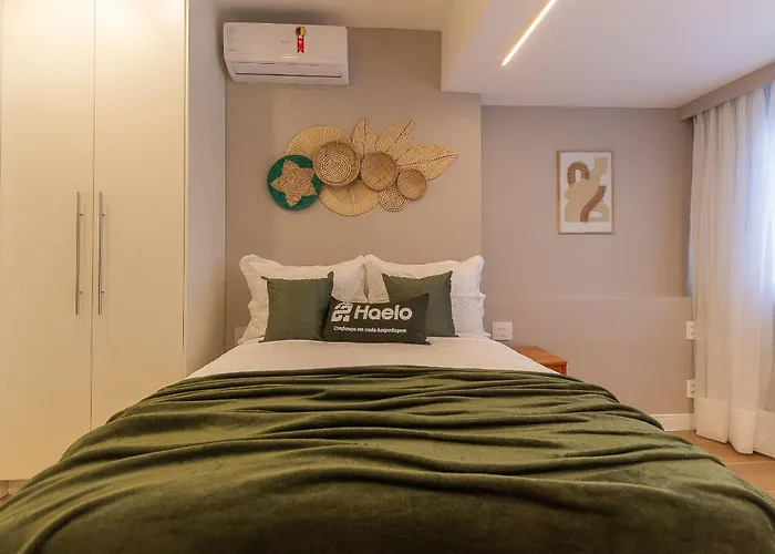 Studio Moderno e Aconchegante para Casal no Leme