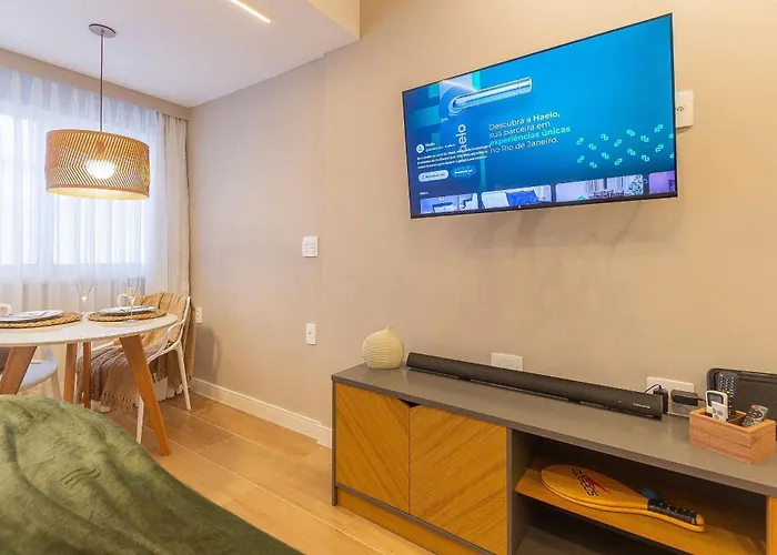 Studio Moderno e Aconchegante para Casal no Leme