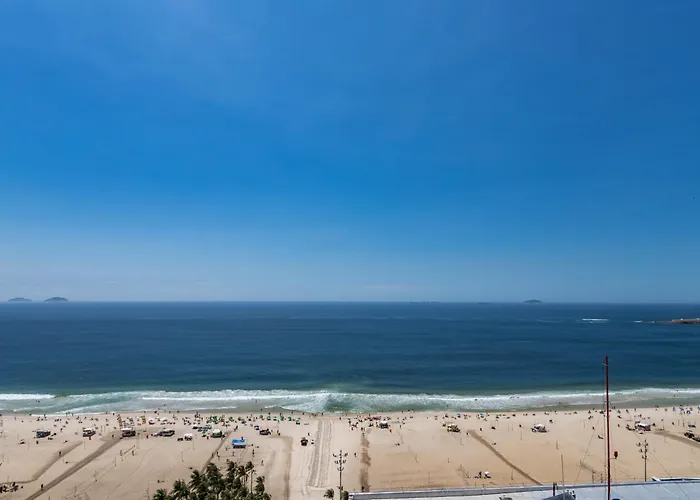 Estudio moderno e confortável a 250m da praia e metro