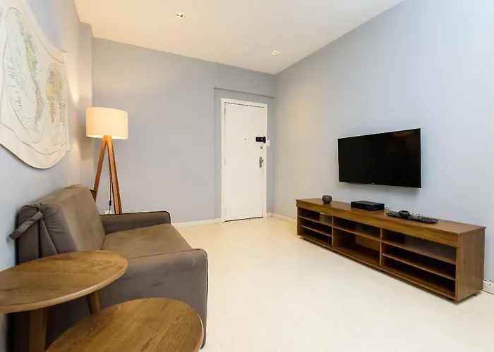 Apartamento Em Ipanema Com Garagem | Bt 82/208