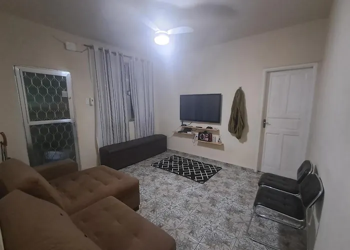 Casa com 2 Camas Queen e 1 King em Quartos Climatizados