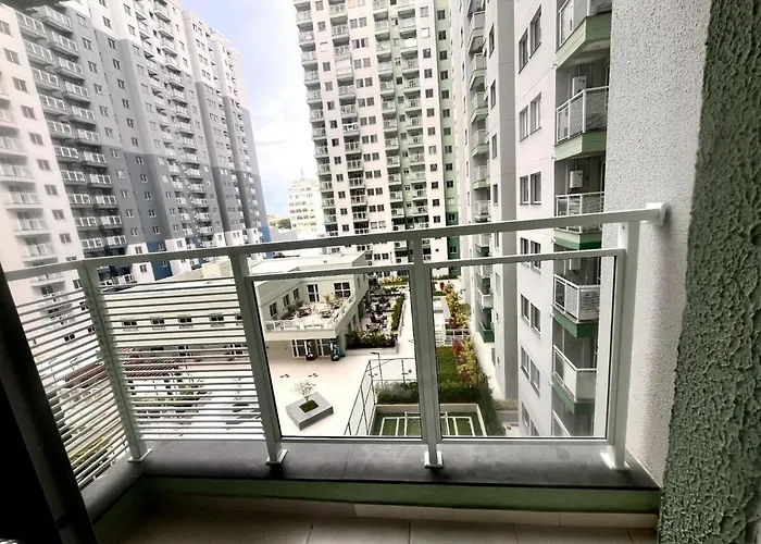 Apartamento de 2 quartos, com piscina e há 10 km de copacabana Rio de Janeiro, Brasil