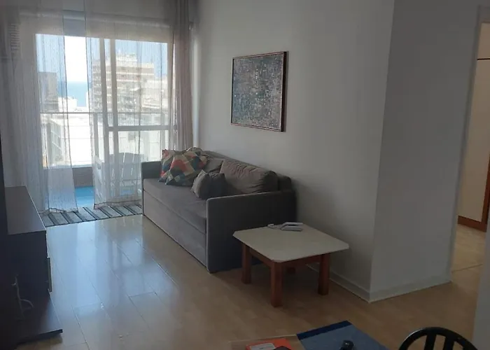 Apartamento com 2 Quartos no Leblon