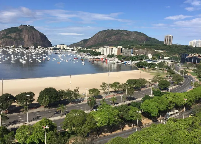 lazer ou a trabalho fique em Botafogo em frente à Praia e ao Pao de Acúcar