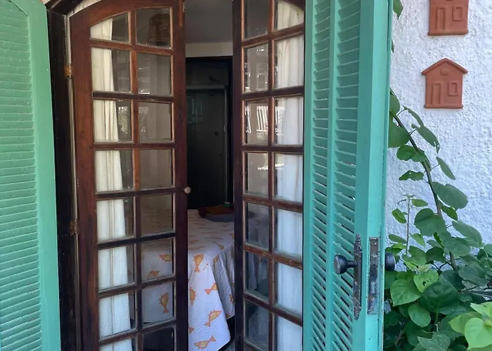 Suite privativa na praia da Barra!