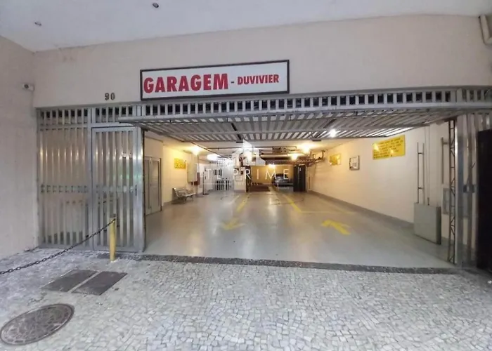 Copacabana Best Local, 5 Minutes Walk To Best Beach Spot, Everything Near!