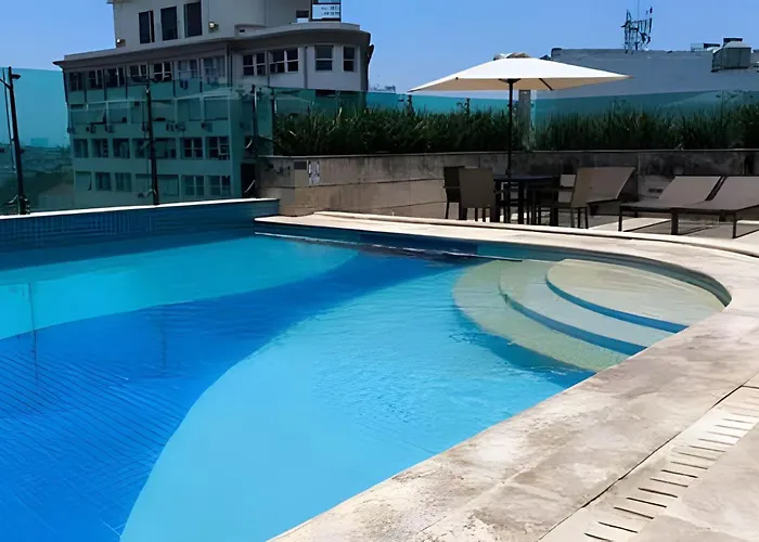 Studio c Piscina e Academia a 13 min de Copa.