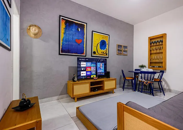 Copa 2 - 200m da Praia - Wi-fi Grátis - Posto 4