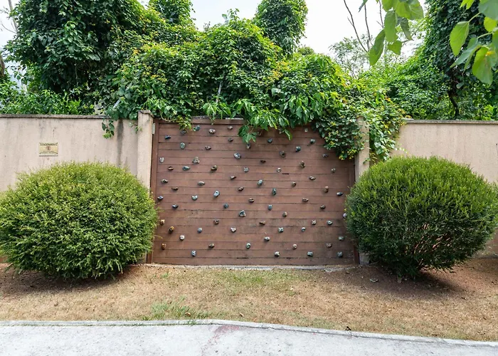 Apto 2 Quartos Com Varanda Em Frente Ao Riocentro Barra Olimpica Wi-Fi Rapido Piscina Cozinha Completa E Estacionamento Portaria 24H Sala Homeoffice Brinquedoteca E Parquinho Infantil Ideal Para Grupos Familias E Hospedes A Trabalho Rio de Janeiro, B