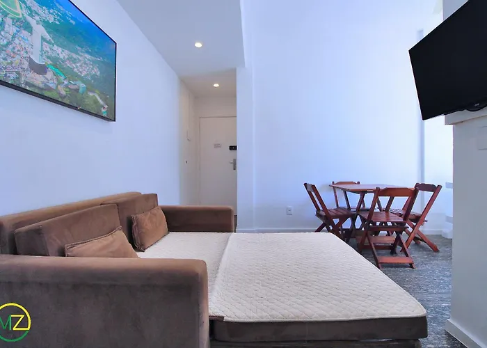 Sala quarto c/ 2 banheiros para 4 pessoas