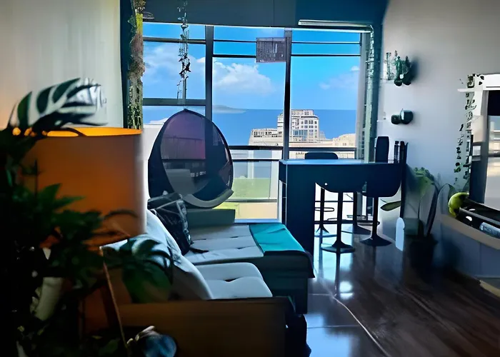 Vista deslumbrante e conforto em Ipanema