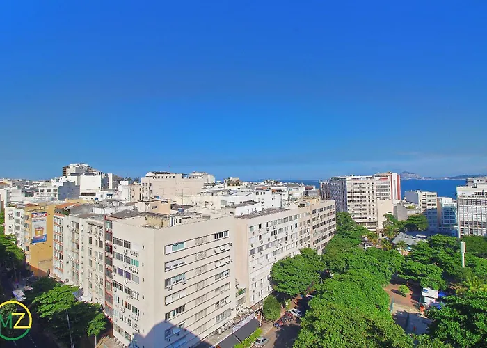 Incrível sala e quarto com varanda em Ipanema