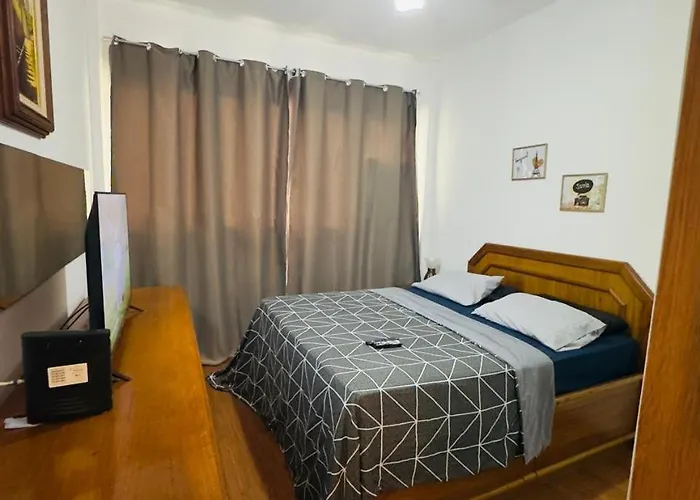 MARAVILHOSO QUARTO E SALA até 4 PESSOAS NO LEBLON na Av ATAULFO DE PAIVA
