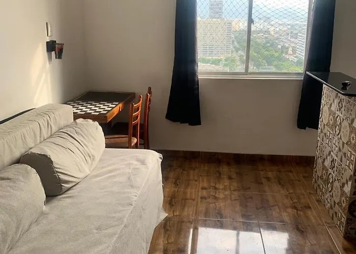 Centro, frente para o sambodromo, privado total, SmarTV, tudo perto