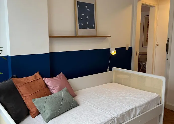Espaçoso apt 2quartos a Passos da Praia de Ipanema