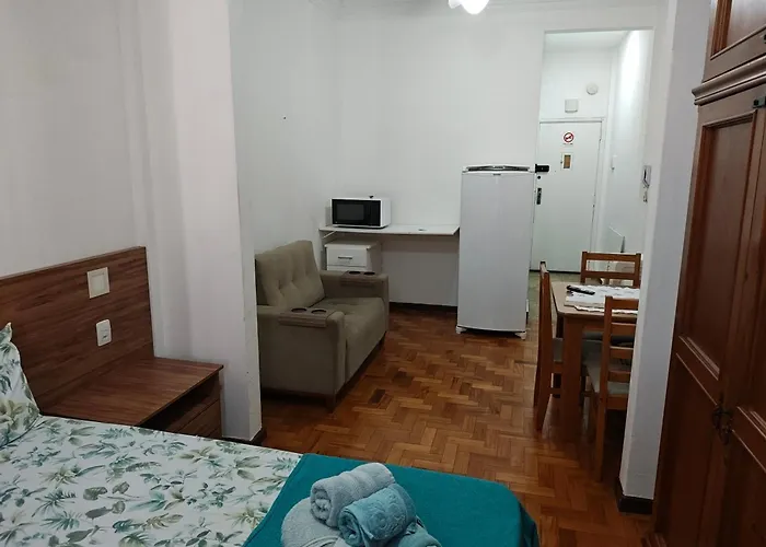 Temporada Copacabana Salu 1