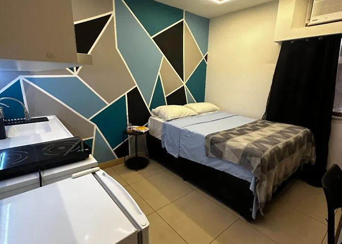 completo e moderno com ar condicionado e piscina no centro do RIO