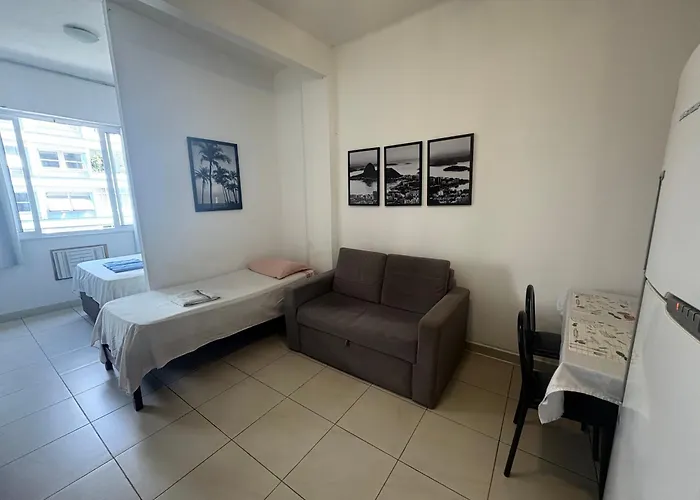 Studio Completo Entrada Pela Praia De Copacabana, Com Ar, Wifi, Netflix, Ate 4 Pessoas, Pauloangerami Aa3806 Rio de Janeiro, Brasil