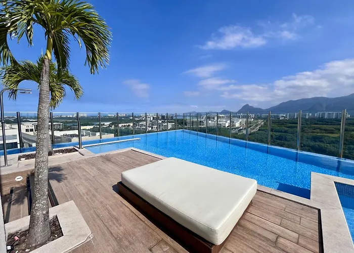 Suíte com varanda e piscina na Barra da Tijuca - RJ Rio de Janeiro, Brasil