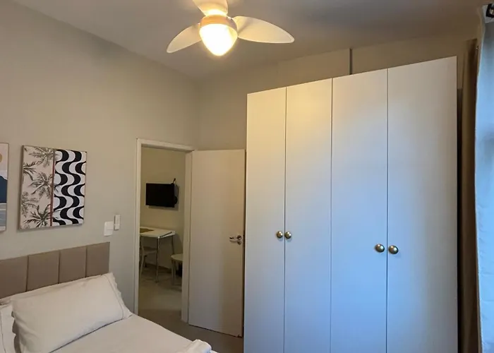 Sua casa na praia de Copacabana