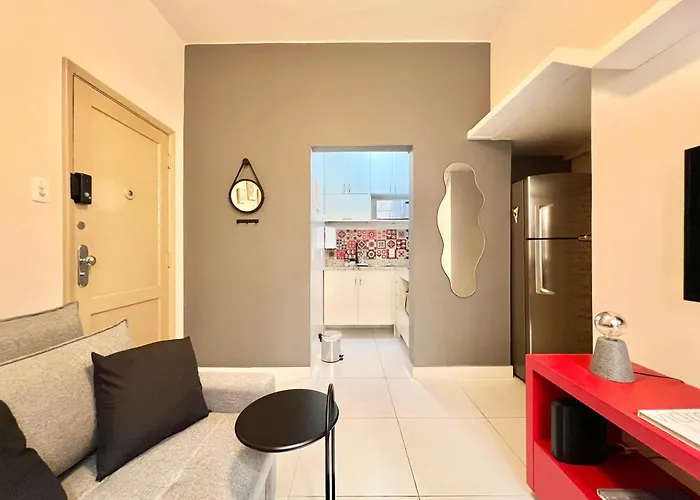 Apartamento pertinho da praia e do metrô