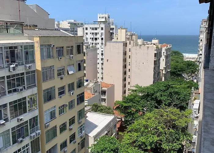 Apartamento 1 quarto com varanda com vista para o mar
