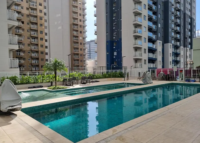Com Piscina No Coracao Do Rio!