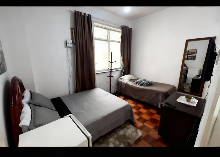 Hostel com quarto privado e banheiro compartilhado Proximo a praia