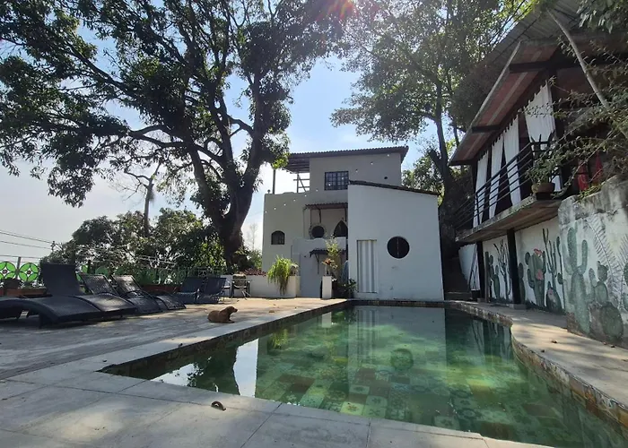 Soulrebel Rio - Vegan Retreat & Suites In The Hills Of Santa Teresa