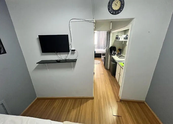 Flat Av Rio Branco 185 Cond Metrô Lapa RJ
