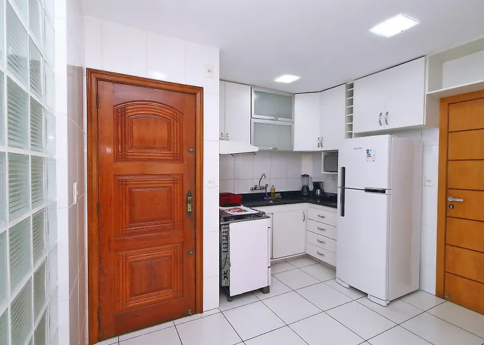 Apartamento 3 Quartos a 2 Min da Praia Copacabana
