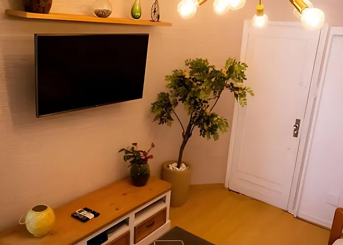CAR603 - Quarto e sala em Ipanema perto da praia
